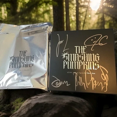Smashing Pumpkins Atum Grey Milky Way Vinyl Box Set Signed 7" Singles Numbered - Image 1 of 4