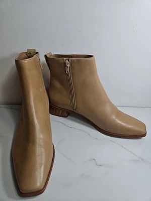 Bernardo Helene Leather Boots Wooden Heels Zipper Closure 8M - Image 1 of 4