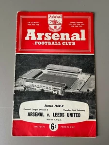 1958-59 Arsenal vs Leeds United - Picture 1 of 3