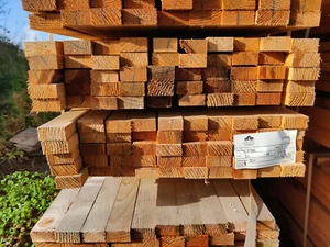 TIMBER BATTENS 2"x1" (Approx50mm x 25mm) SOFTWOOD WOODEN CLADDING STRIPS BOARDS - Picture 1 of 7