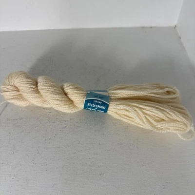 Antigo Bucilla Persian Needlepoint e Fio de Lã Crewel 40 Jardas 3 Dobras Creme - Imagem 1 de 3
