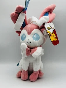 2021 Pokemon 8" Plush Sylveon Gamestop Exclusive NWTS - Picture 1 of 7