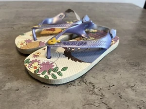 Children’s infant Size 9-10 Havaianas Winnie the Pooh - Picture 1 of 5