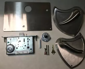 Sargent Assa Abloy Einsteckschloss Anti-Ligatur Lockset mechanischer Hebel - komplett - Bild 1 von 8