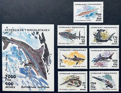 SELLOS DE TIBURONES DE MADAGASCAR S/S + JUEGO DE 7 MNH VIDA MARINA TIGRE TIBURÓN BALLENA CEBRA Foto 1 de 3