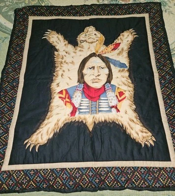 Colgante de pared acolchado con fondo de oso nativo americano casero 33" X 29" (A) Foto 1 de 4