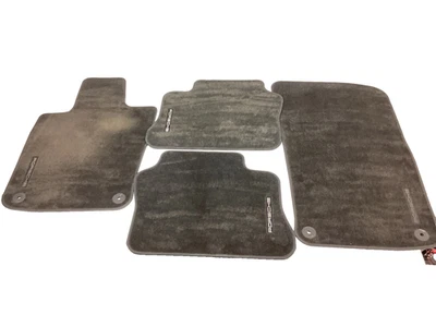 JUEGO DE 4 ALFOMBRAS NEGRAS 10-16 PORSCHE PANAMERA 970 Foto 1 de 4