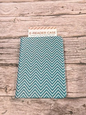 Lector electrónico Kindle Paperwhite Estuche Verde Rayas 6.8" Target Bullseye's (020) Foto 1 de 3