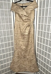 Teri Jon Metallic Gold Jacquard Portrait Kragen seitlich drapiert Kleid Gr. 4 - Bild 1 von 13