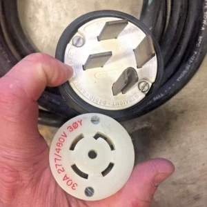 Hubbell HBL231A Buchse auf 8451C Stecker Verlängerungskabel Draht 12 Fuß 10/4 Adapter  - Bild 1 von 2