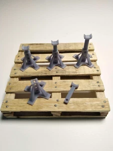 Lot de 4 chandelles pour diorama 1/24 - Picture 1 of 6