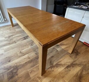 Habitat Drio Oak extendable dining table (seats 4-10) - used. NO RESERVE