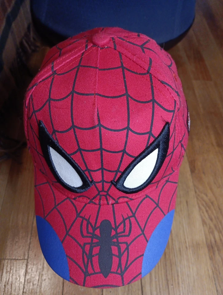 Gorra Marvel Spiderman Bordada Negra Roja Ajustable Juvenil Talla 100% Algodón Foto 1 de 4