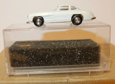 Micro Praline HO 1/87 Mercedes 300 SL Bianco Crema #0806 In Scatola - Immagine 1 di 4