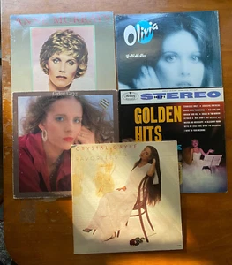 Lot 5 Country Women LPs Olivia Newton-John Anne Murray Patti Page Crystal Gayle - Picture 1 of 3