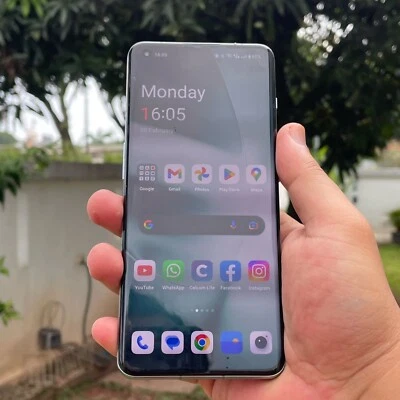 Smartphone ONEPLUS 11 5G 16+256GB Black - Immagine 1 di 2