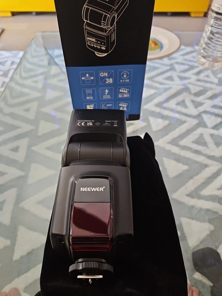 Neewer TT560 Speedlite Flash Kit compatible/Canon Nikon Sony Pentax DSLR  Foto 1 de 4