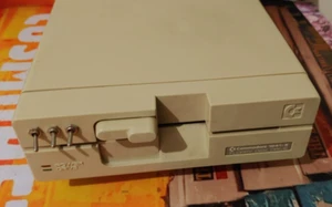 Commodore 1541 II (+ zasilacz i serial) works 64 dysk 115753 8-bit mod - Zdjęcie 1 z 6