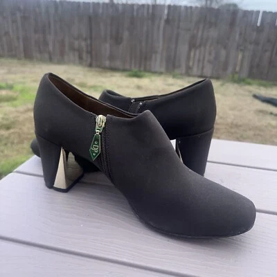 Botines Donald Pliner W Talla 11 Expresso, Crepe Elástico con Cremalleras Tacón Ribete Dorado Foto 1 de 4