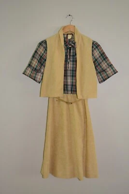 Jaqueta/vestido removível Le Art vintage anos 60 camurça sintética bege xadrez com cinto, tamanho P - Imagem 1 de 4
