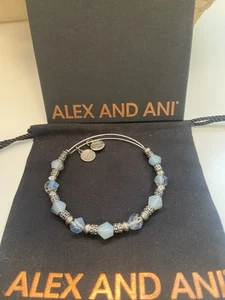 Alex and Ani River Illusion Armreif Rafaelian Silver Finish - Iridescent Ice Blue - Bild 1 von 2