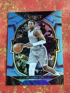 2022-23 Panini Select De Aaron Fox Light Blue Prizm /299 #13 Concourse Spurs - Picture 1 of 2