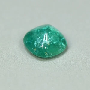 0.38 Cts_Best Sugarlouf Cushion_100 % Natural Zambian Bright Green Emerald - Imagen 1 de 3