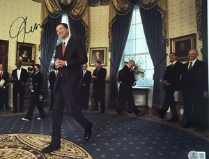 Foto firmada por el director del FBI James Comey 11x14 certificado de autenticidad bajo autógrafo Donald Trump - Imagen 1 de 2