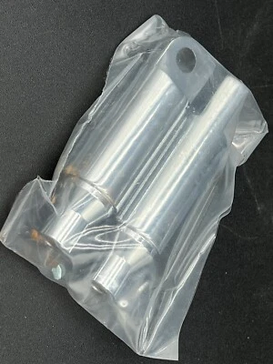 EXTENSIONES DE ESTRIBERAS HARLEY DAVIDSON CROMADAS PERSONALIZADAS MUEVE TUS CLAVIJAS 1" O 2" MÁS ANCHAS Foto 1 de 4