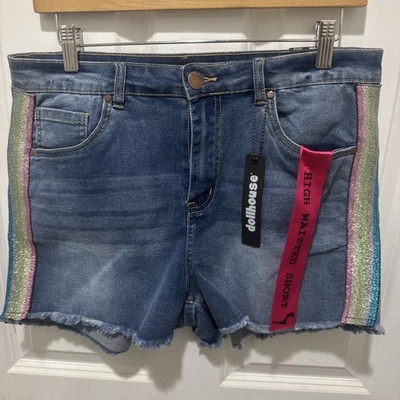 Pantalones cortos de mezclilla para mujer Dollhouse Junior cintura alta talla 13 recortados adornados Foto 1 de 3