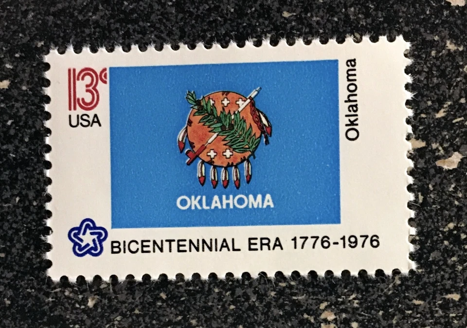1976USA #1678 13c Bicentennial Era State Flags - Oklahoma  Mint NH - Image 1 of 1