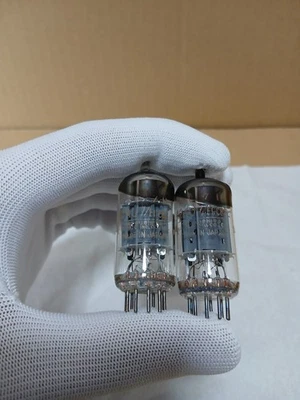 Par de tubos de vácuo Matsushita 12AU7 ECC83 testado funcionando excelente estado Japão - Imagem 1 de 4