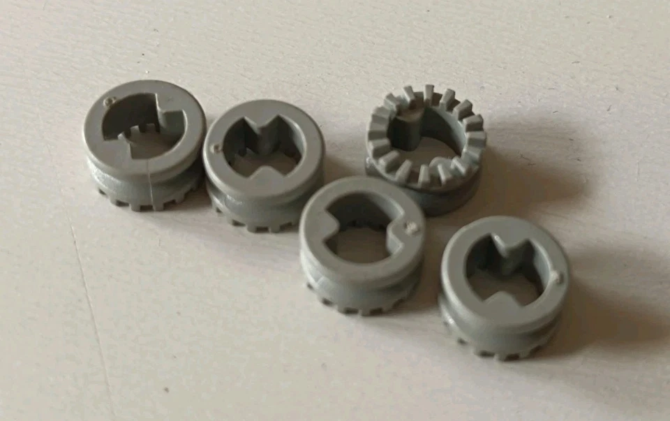 5 X LEGO Light Gray Technic Bush 1/2 Toothed 4265b set 8868 8680 8862 8094 8853 - Bild 1 von 1