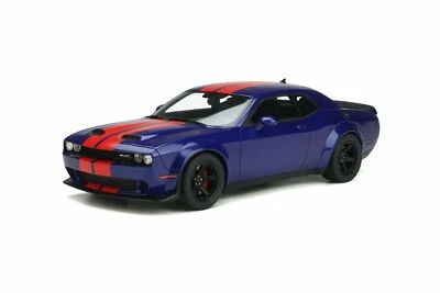Coche modelo Dodge Challenger Super Stock 2021 1/18 resina azul de GT Spirit GT362  Foto 1 de 4