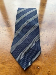 Giorgio Armani Cravatte Tie, Navy & Gold - Picture 1 of 4