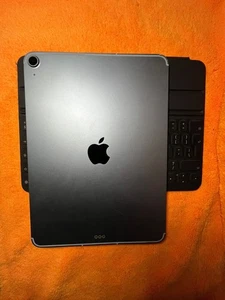 Apple iPad Air 4. generacji 256GB - Zdjęcie 1 z 6