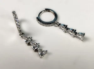 Pendientes de aro colgantes de triple circonita cúbica en tono plata para mujer - Imagen 1 de 4