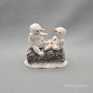 2007 Debbee Thibault Schneemänner sitzend auf Baumstamm Figur Limited Edition 84/300 - Bild 1 von 12