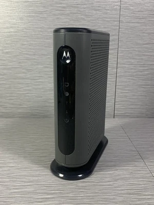 Motorola Cable Modem Black 686 Mbps 16x4 DOCSIS 3.0 Ethernet Port (Parts Only) - Image 1 of 2