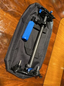 Neewer Carbon Fiber 24'' Handheld Stabilizer with Quick Shoe Plate for DSLR - Picture 1 of 9