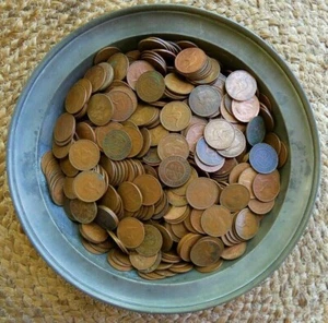 Bulk Job Lot of 1911-1964 Australian Pennies 1kg Unsorted Ungraded Circulated - Picture 1 of 4