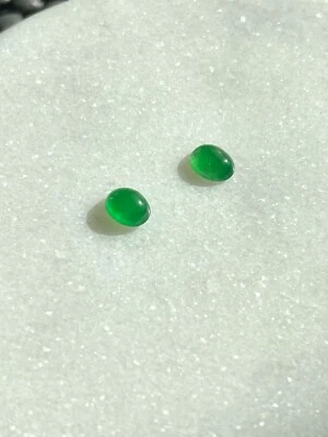 2 piezas CERT. Jadeíta Verde Helado Cabujón Suelto Par Grado A Sin Tratar 冰阳绿翡翠蛋面 Foto 1 de 4