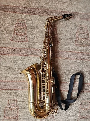 Saxo alto Mendini con boquilla Yamaha 4C Foto 1 de 3