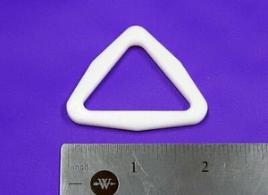 1.5" (38mm) White plastic TRIANGLES, for use with nylon and pp webbing, 10 pcs - Picture 1 of 1