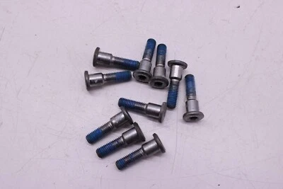 05-09 JUEGO DE PERNOS DE ROTOR DE FRENO DELANTERO SUZUKI BOULEVARD C90 09106-08148 Foto 1 de 3