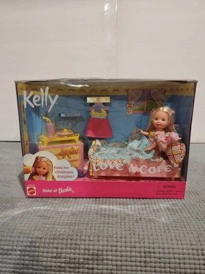 2000 Barbie Kelly Baby Sister catapora Love ’N Care jogo na caixa - Imagem 1 de 4