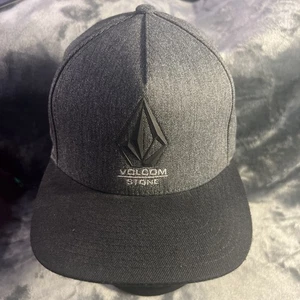 Volcom Hat Cap Adult Trucker Black Logo Snapback EUC Ships Free Very Nice Lid - Picture 1 of 8