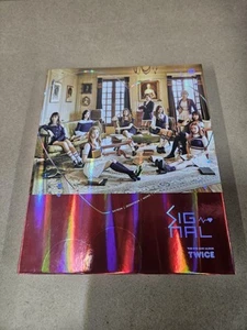 Twice Signal Pink Ver Album With Momo CD + Photo (No Photocards, See Photos) - Picture 1 of 7