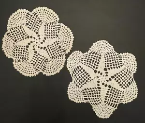 Vintage Crochet Beige Round Floral Pinwheel Star Doily Fan Lace Edge Set Of 2 - Picture 1 of 11