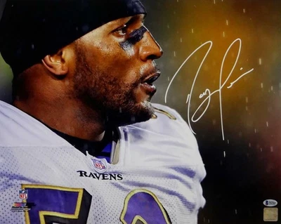 Foto de primer plano bajo lluvia firmada por Ray Lewis Ravens 16x20 PF - Beckett auténtica *blanca Foto 1 de 4